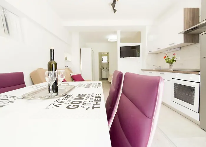 Apartment Neyra 2